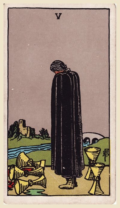 Cinque di Coppe – carta dei tarocchi